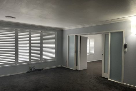 Photo of property in 8 Divich Avenue, Te Atatu South, Auckland, 0610