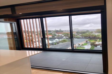 Photo of property in Frank Sargeson Apts, 503/80 Anzac Street, Takapuna, Auckland, 0622