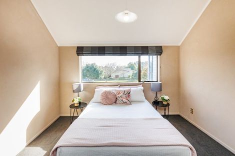 Photo of property in 107 John F Kennedy Drive, Milson, Palmerston North, 4414