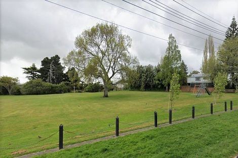 Photo of property in 18 Duncan Road, St Andrews, Hamilton, 3200