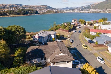 Photo of property in 27 Inlet View, Titahi Bay, Porirua, 5022