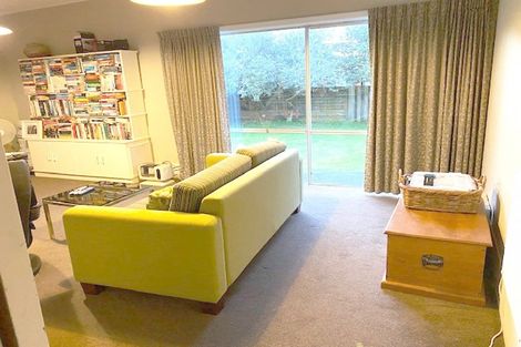 Photo of property in 22 Braid Road, St Andrews, Hamilton, 3200