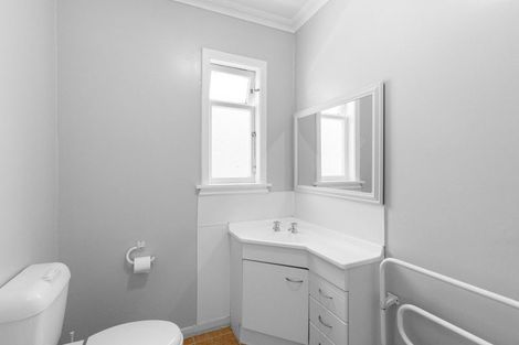 Photo of property in 147 Bartholomew Road, Levin, 5510