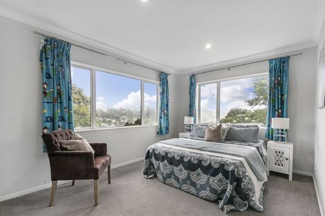 Photo of property in 102 Glendhu Road, Bayview, Auckland, 0629