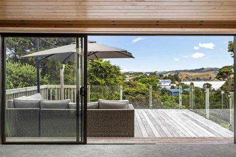 Photo of property in 8 Bay View Road, Raglan, 3225