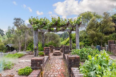Photo of property in 169 Moonshine Valley Road, Aokautere, Palmerston North, 4471