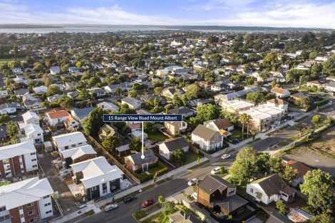 Photo of property in 15 Range View Road, Mount Albert, Auckland, 1025