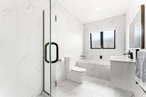 Photo of property in 124 Parkview Drive, Gulf Harbour, Whangaparaoa, 0930