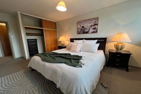 Photo of property in 148 Straven Road, Fendalton, Christchurch, 8014