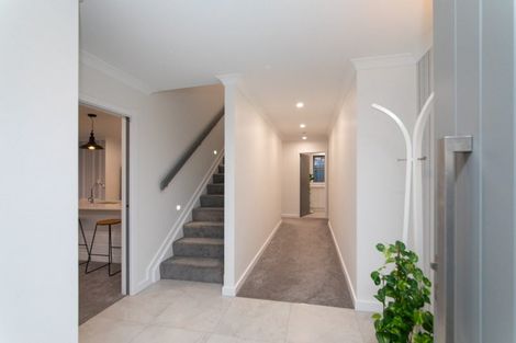 Photo of property in 3 Colombo Street, Palmerston North, 4410