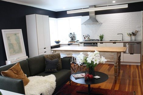 Photo of property in 21 Creagh Street, Tapu, Thames, 3575