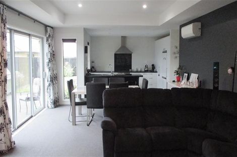 Photo of property in 25 Rossall Crescent, Rolleston, 7615