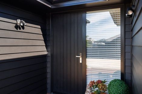 Photo of property in 6 Ivy Lane, Kelvin Grove, Palmerston North, 4414