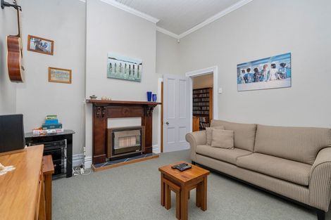 Photo of property in 17 Waldegrave Street, Palmerston North, 4410