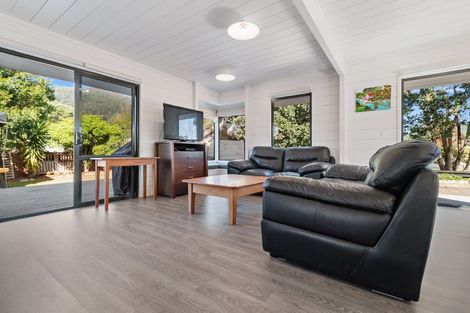 Photo of property in 200 Vista Paku, Pauanui, Hikuai, 3579