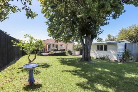 Photo of property in 106 Farquhar Road, Glendene, Auckland, 0602