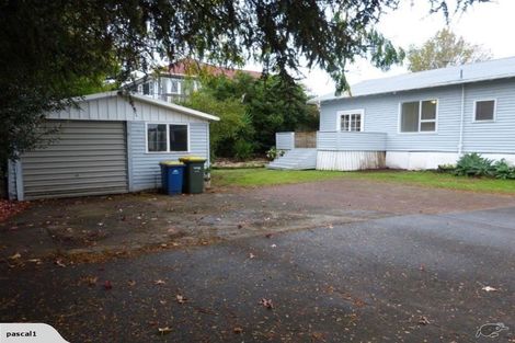 Photo of property in 1/16 Onewa Road, Northcote Point, Auckland, 0627