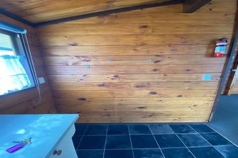 Photo of property in 3/89 Pinehaven Road, Pinehaven, Upper Hutt, 5019