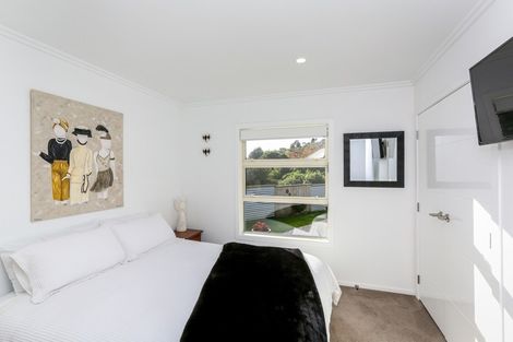 Photo of property in 91c Karina Road, Merrilands, New Plymouth, 4312