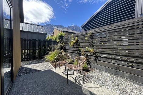 Photo of property in 17 Inder Street, Jacks Point, 9371