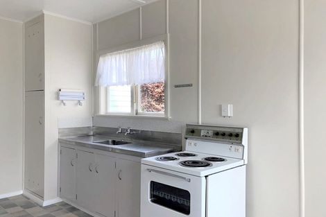 Photo of property in 37 Swiss Avenue, Gonville, Whanganui, 4501