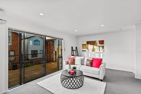 Photo of property in St Claire Village, 10/172 Mcleod Road, Te Atatu South, Auckland, 0610