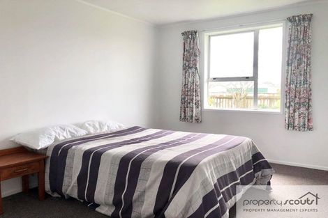 Photo of property in 33 Camellia Avenue, Bell Block, New Plymouth, 4312