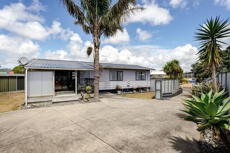 Photo of property in 14 Alpha Avenue, Coastlands, Whakatane, 3120