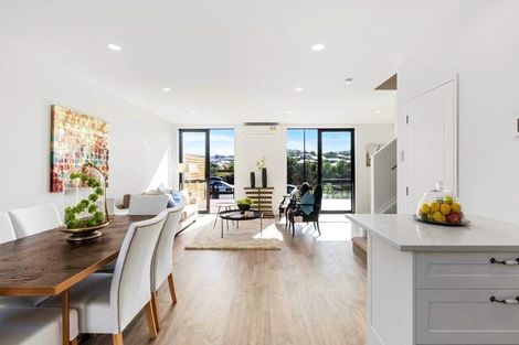 Photo of property in 76 Arran Point Parade, Orewa, 0931