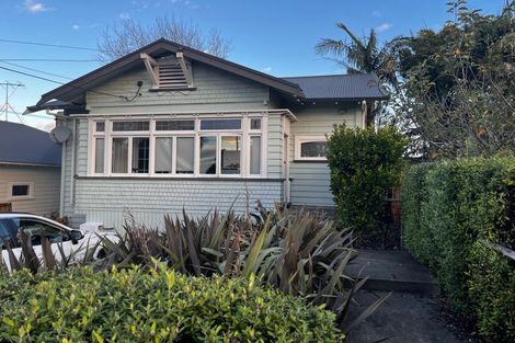 Photo of property in 3 Awanui Street, Birkenhead, Auckland, 0626