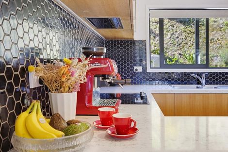 Photo of property in 19 Holystone Road, Whitby, Porirua, 5024