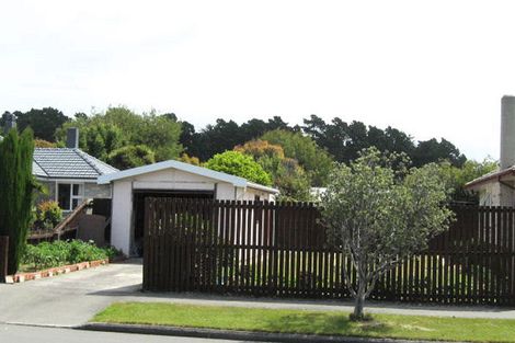 Photo of property in 2 Cromer Place, New Brighton, Christchurch, 8062