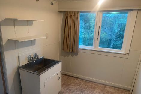 Photo of property in 20 Athol Place, Ravensbourne, Dunedin, 9022