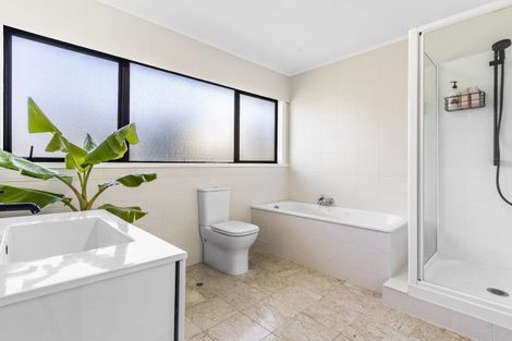 Photo of property in 3/52 Thatcher Street, Mission Bay, Auckland, 1071