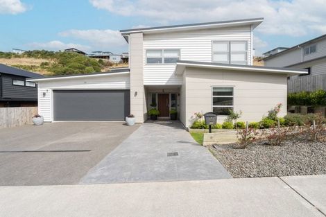 Photo of property in 103 Melksham Drive, Churton Park, Wellington, 6037