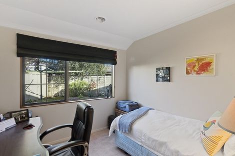 Photo of property in 8 Badminton Court, Huntington, Hamilton, 3210