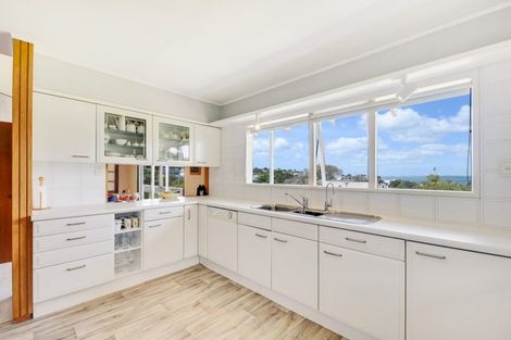 Photo of property in 57 Parr Terrace, Castor Bay, Auckland, 0620