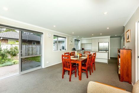 Photo of property in 37 Ainslee Street, Highlands Park, New Plymouth, 4312