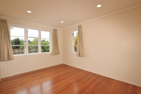 Photo of property in 36 Philomel Crescent, Bayswater, Auckland, 0622