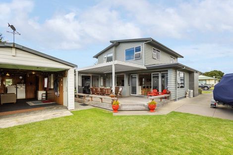 Photo of property in 10 Endeavour Close, Whitianga, 3510