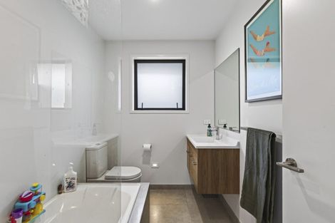 Photo of property in 261a Frankley Road, Ferndale, New Plymouth, 4310