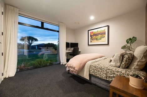 Photo of property in 28 Selliera Place, Papamoa Beach, Papamoa, 3118