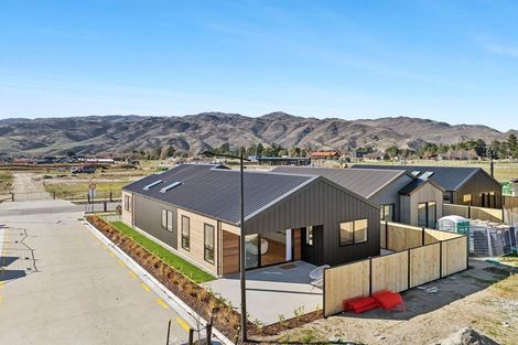 Photo of property in 9 Sandstorm Way, Cromwell, 9310