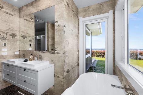 Photo of property in 23 Te Roera Drive, Taradale, Napier, 4112