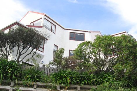 Photo of property in 71 Beacon Hill Road, Strathmore Park, Wellington, 6022