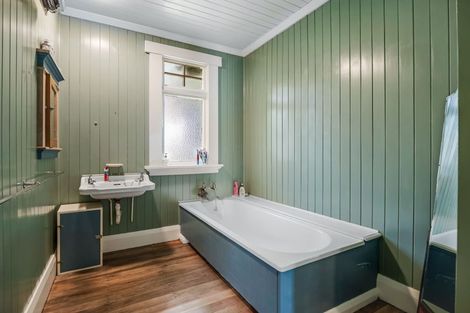 Photo of property in 23 Worcester Street, Hampden, 9410