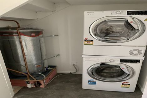 Photo of property in 4/11 Edgecumbe Street, Whitiora, Hamilton, 3200