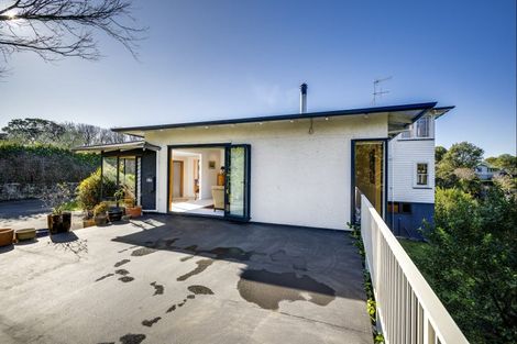Photo of property in 109 Chaucer Road, Hospital Hill, Napier, 4110