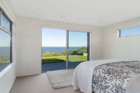 Photo of property in 22 Wonderview Road, Leigh, 0985