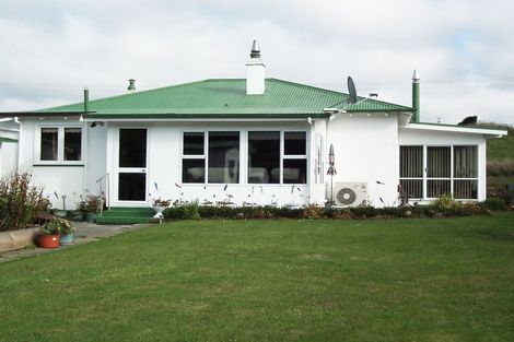 Photo of property in 105 Beach Road, Awamoa, Oamaru, 9495